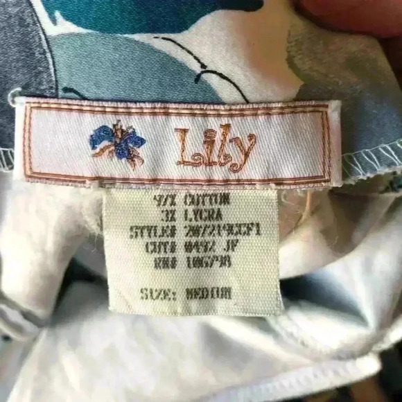 VTG LILY BLUE FLOWER A-LINE SKIRT SIZE MEDIUM - Picture 6 of 6